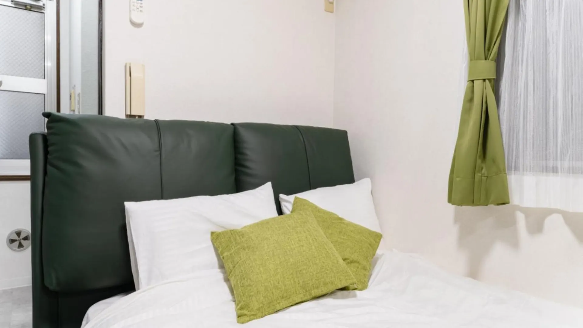 浅草駅徒歩4分,浅草寺8分,上野駅5分,カッパ橋道具街4分,Switch,Wi-Fi Apartment Tokyo