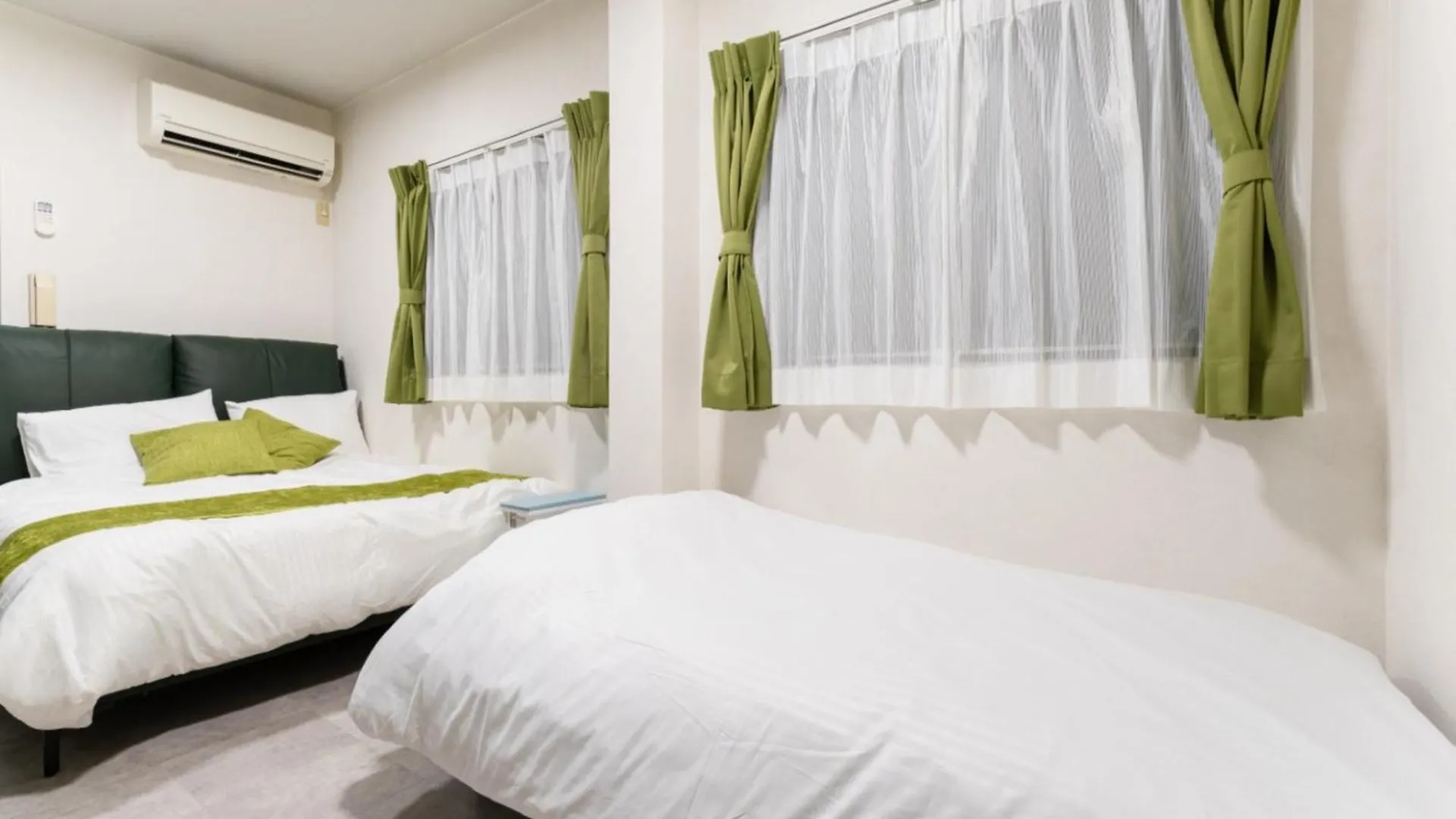 浅草駅徒歩4分,浅草寺8分,上野駅5分,カッパ橋道具街4分,Switch,Wi-Fi Apartment Tokyo
